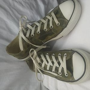 🖤💚Camo Converse💚🖤
